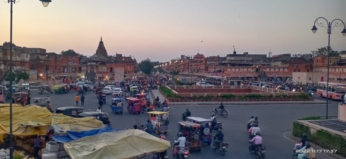 Evening Heritage Walk Tour of Jaipur